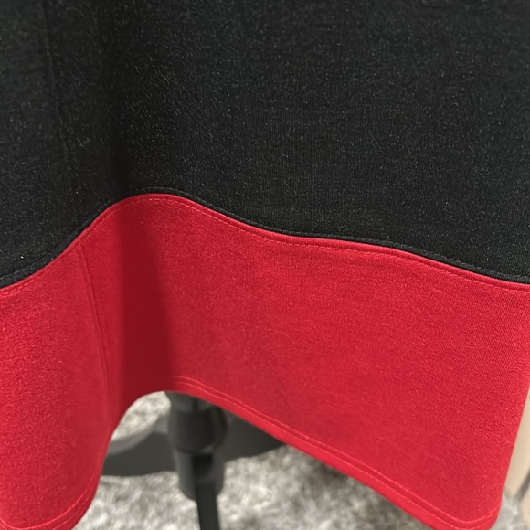Sharagano red and black dress. Size 16W NWT. - Picture 5 of 7